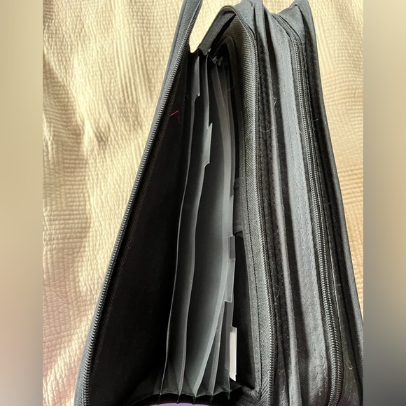 Five Star Folio - Picture 3 of 7